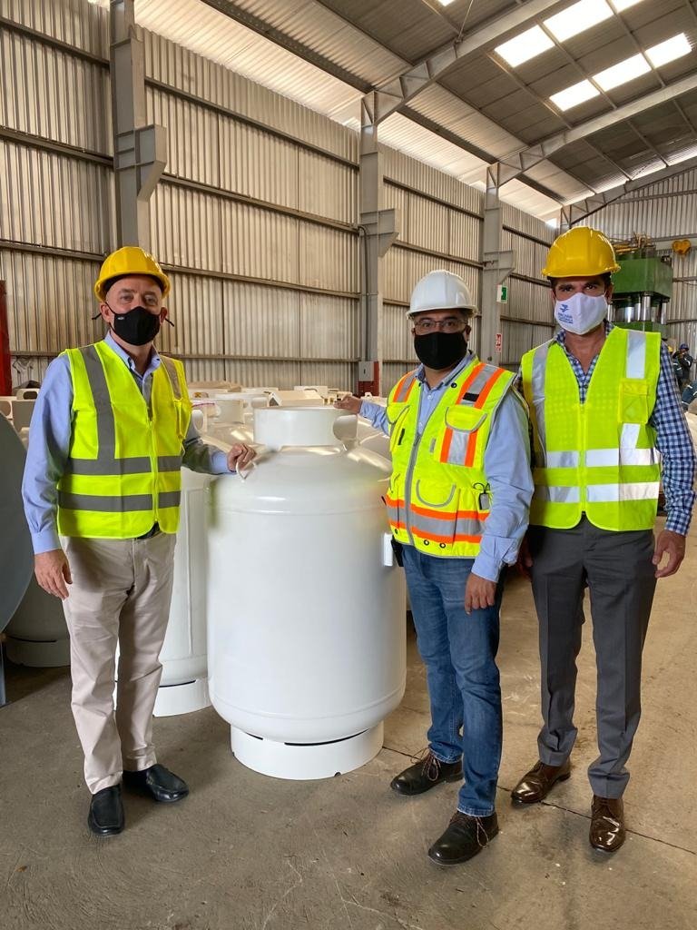 Juan Pablo Carrasco de Groote: asesoría en energía renovable y sector minero en Guatemala